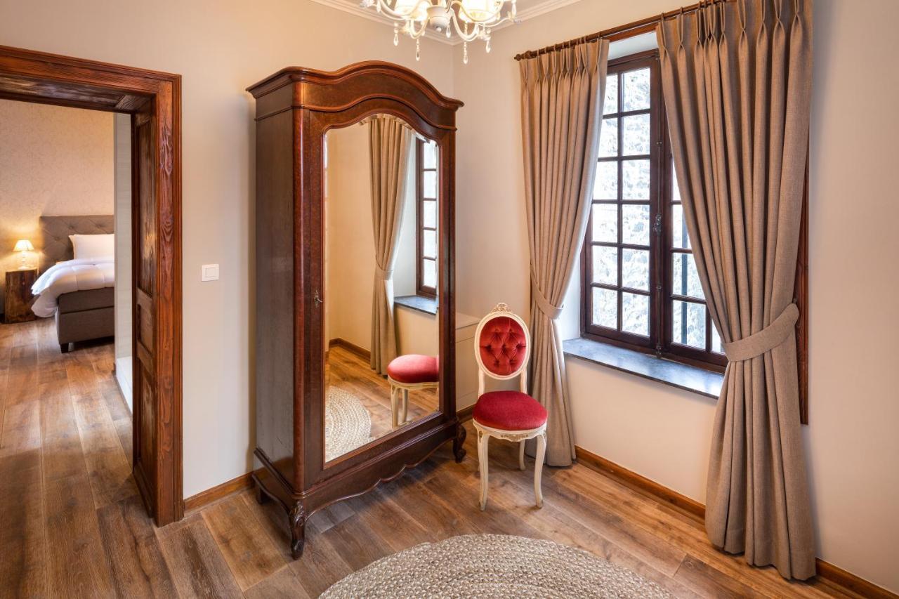 Chateau-Ferme Des Abys Paliseul Ngoại thất bức ảnh